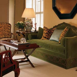 century-odlr-nailhead-trim-detail-and-contoured-back-revised